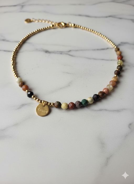 Колиета с перли,еснествени камъни и мъниста ръчна изработка