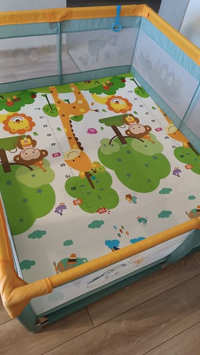 Детска кошара за игра Sonne, с вендузи и килимче, 150 x 180 x 65 см