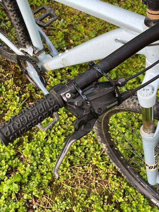 Vand/Schimb cu un bmx URGENT