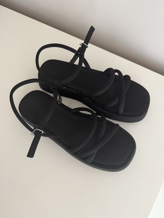 Сандали MOHITO 40 размер