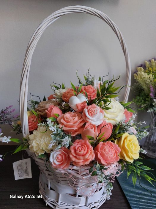 Buchet realizat din flori din săpun