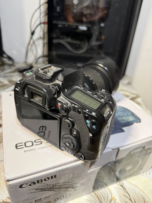 Canon90D holati edial