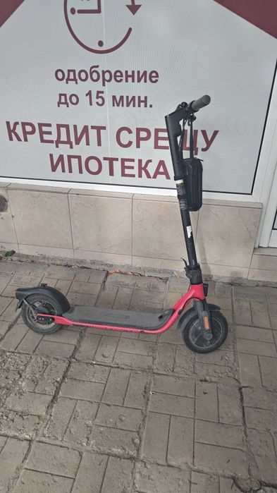 Електрическа тротинетка Segway - Ninebot KickScooter D18E