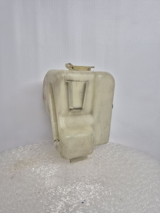 Бачок омывателя BMW E34 M60