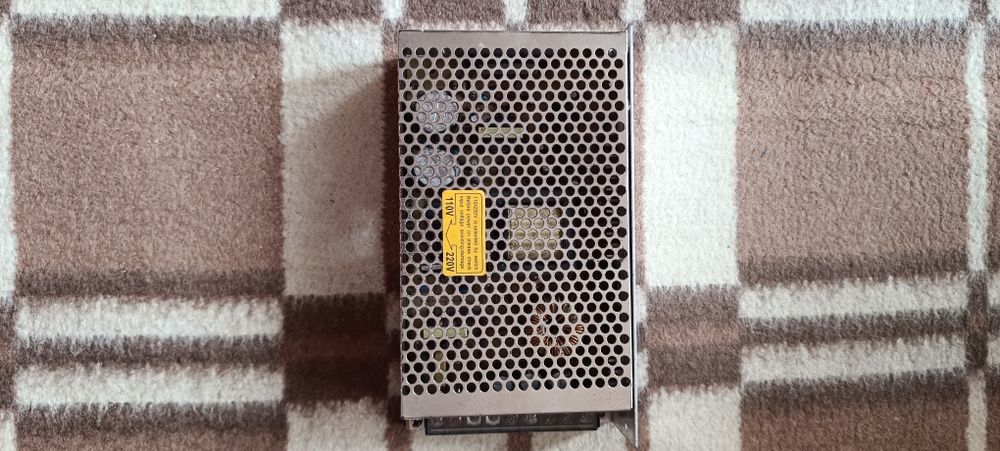 Продам блок питания б/у