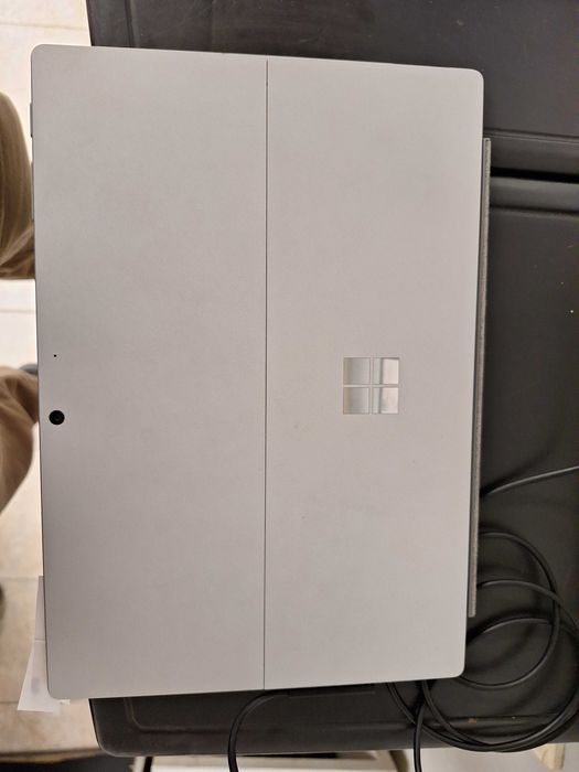 Таблет Microsoft Surface Pro 7