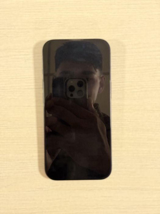 Iphone 15  срочно продам