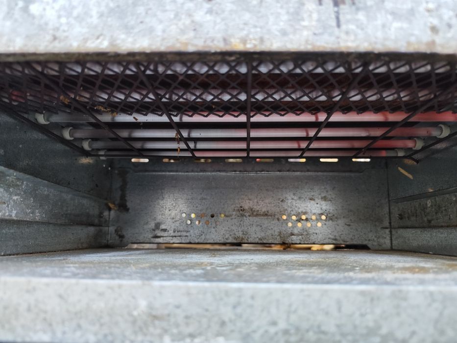 професионален парти грил 
D 372 SCM 4C
Добро състоя