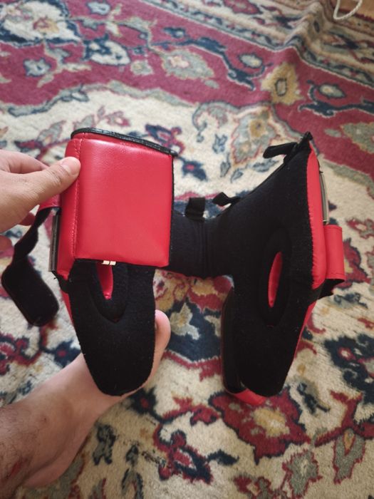 Шлем для бокса и тд