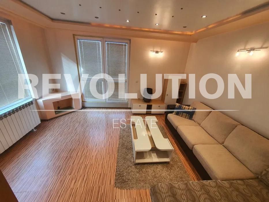 Дава се под наем Четиристаен апартамент в Варна, Погреби - 140 кв.м за 800 € - Снимка #6