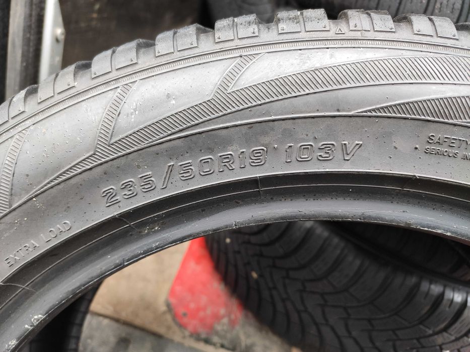 4бр Зимни гуми 235 50 19 - Falken