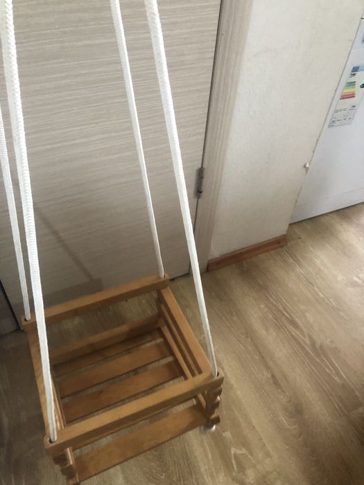Продам,Детскую качелю.