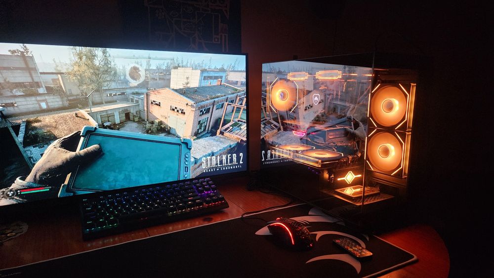 Мощен гейминг компютър Ryzen 5 5600 / RX 6600 XT + пълен комплект