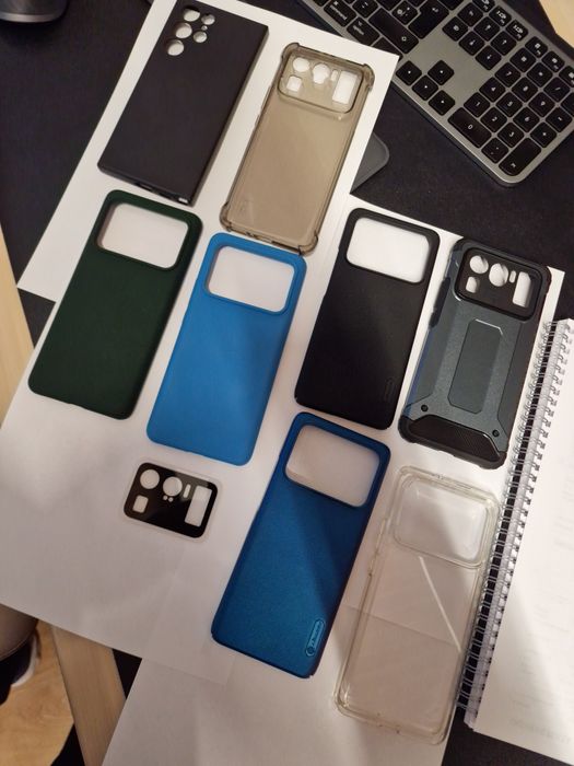 Vând huse Xiaomi mi 11 ultra impecabile și samsung s22 ultra