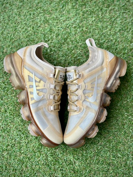 Nike Air Vapormax 2019 Gold - Златисти маратонки Vapormax - Оригинални