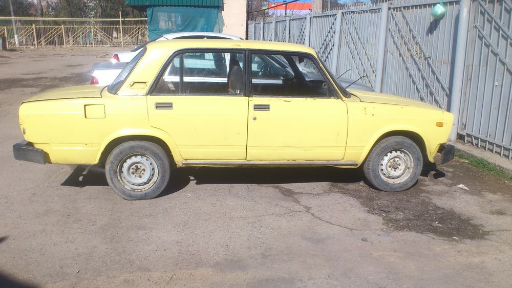 Продаю Жигули ВАЗ 2105