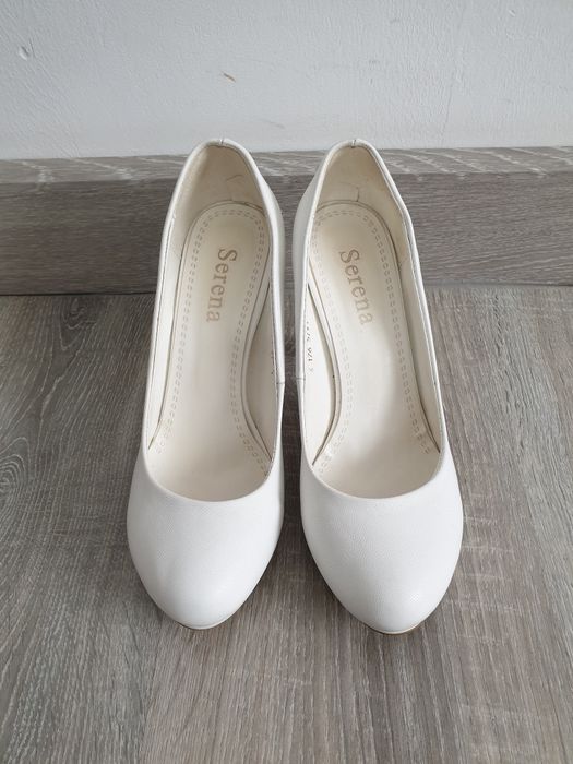 Туфли и босоножки