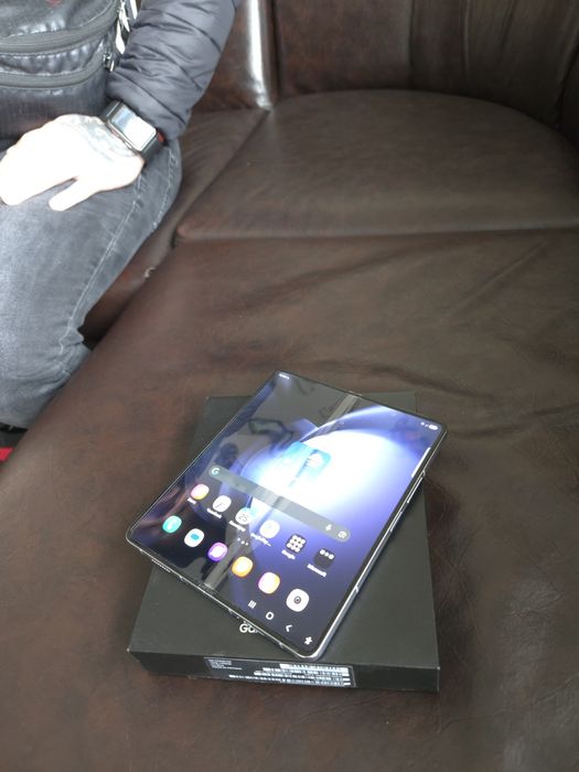 SAMSUNG Galaxy Z Fold5