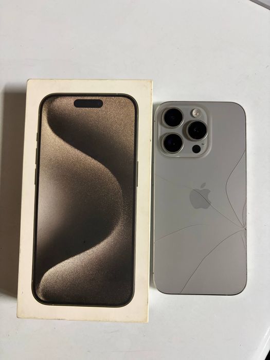 Iphone 15 pro natural titanium