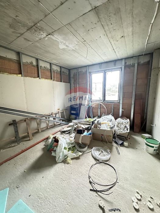 Продава се Къща в Варна, Изгрев - 181 кв.м за 1989 €/кв.м - Снимка #10