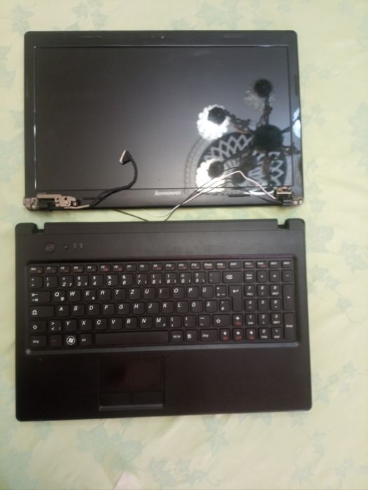 Лаптопи за части