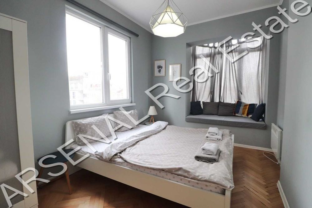 Дава се под наем Тристаен апартамент в София, Център - 100 кв.м за 790 € - Снимка #6