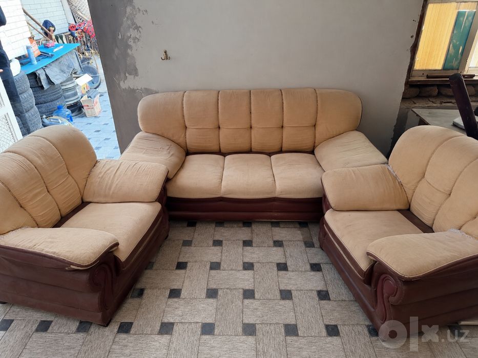 Divan kreslo sotiladi