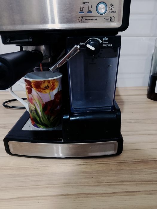 Кофе машина фирмы VITEK