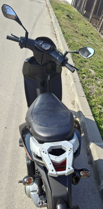 Aprilia Sr 125 Motard / Априлия Ср 125 ТОП СЪСТОЯНИЕ