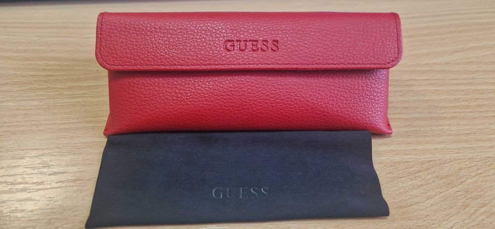 Оригинални слънчеви очила Guess