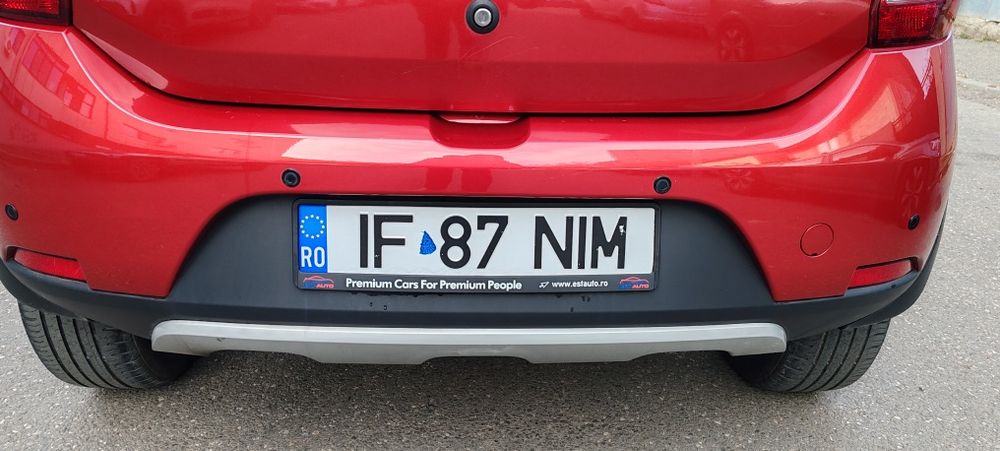 Dacia Sandero Stepway - 0.9 turbo benzină 90 cp - manuala  69.000 km - an 2015