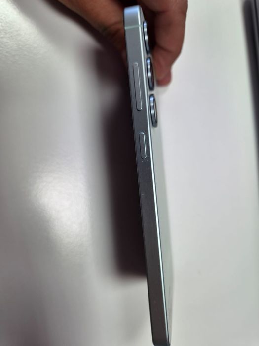 Samsung s25 plus mint