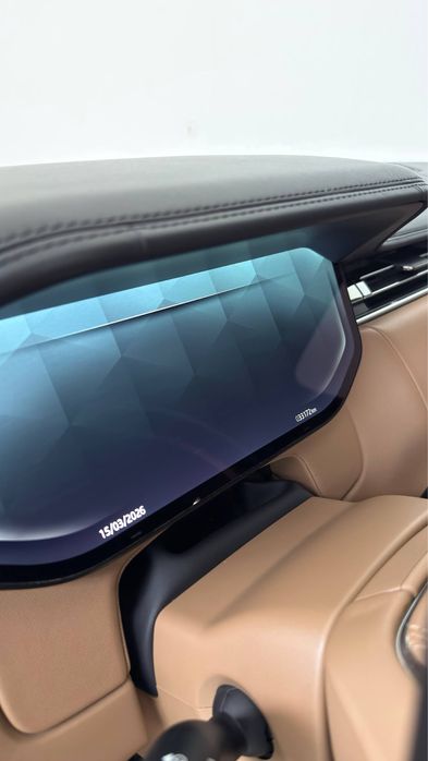 Range Rover P 400 HSE 2022 год