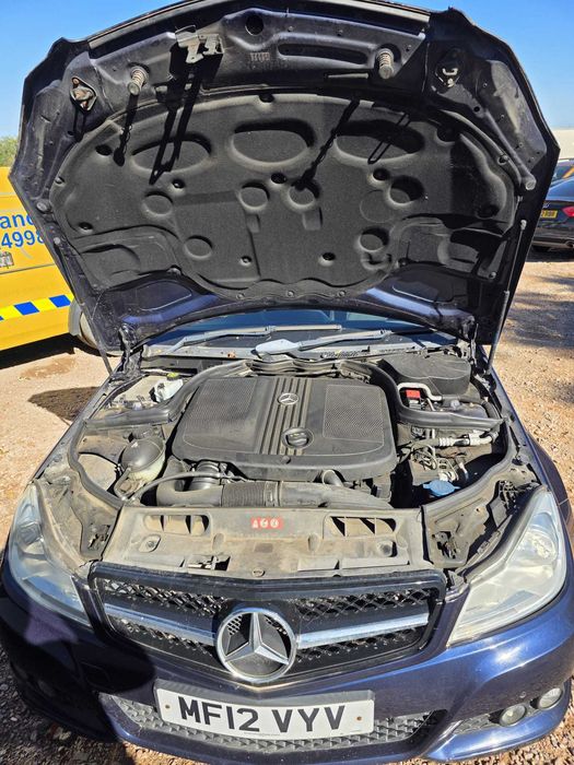 Dezmembrez Mercedes C class 2012