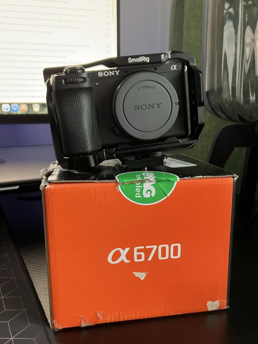 Sony A6700 - Nou cu Garantie - Cage - Multe Accesorii