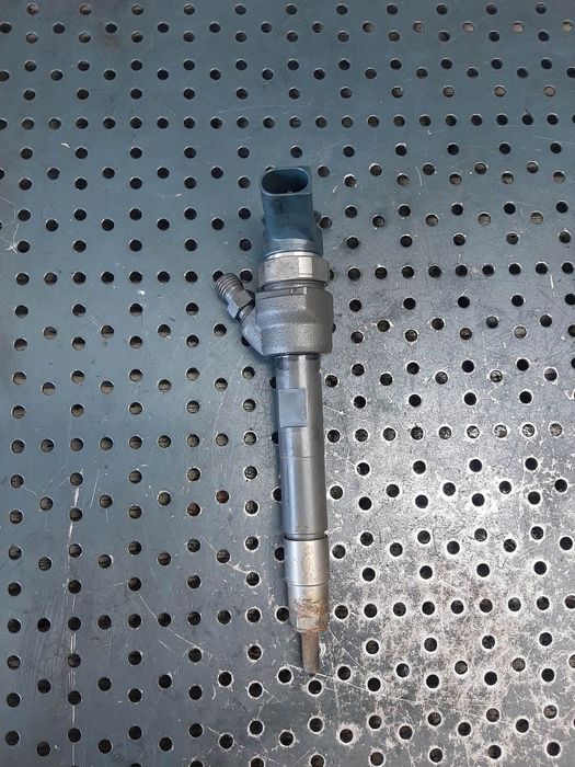 injector  mini cooper r60  1.6 d  n47c16a  0445110600