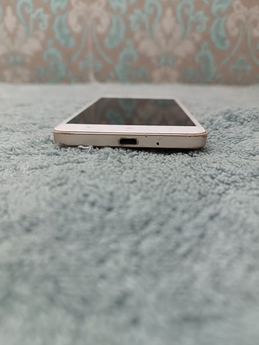 Редми 4а в рабочем состоянии