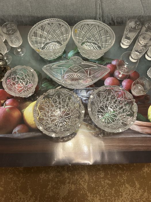 Продается хрустальные вазочки и бокалы