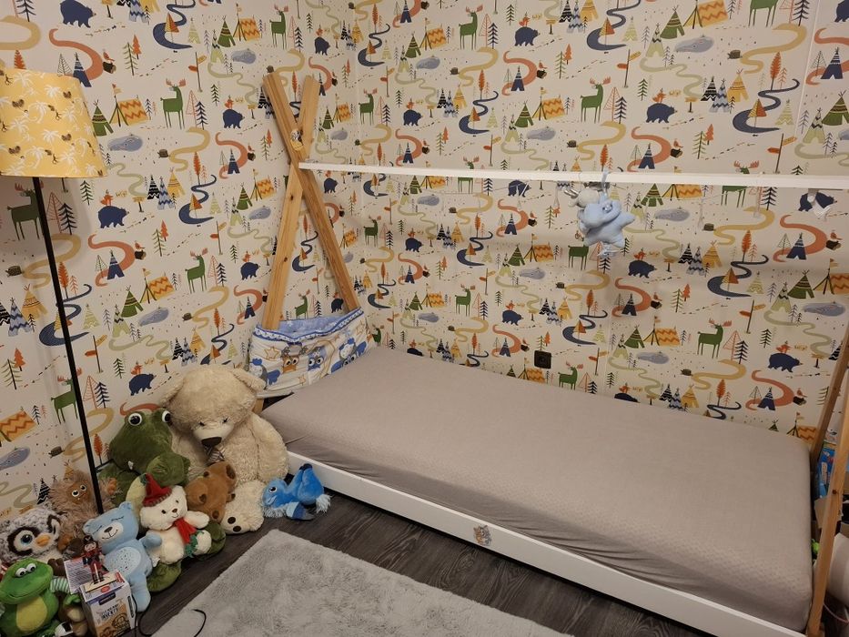 Vând pat copii 90x200 cu saltea