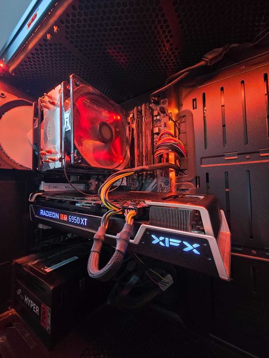 Видеокарта AMD 6950XT XFX Merc Speedster