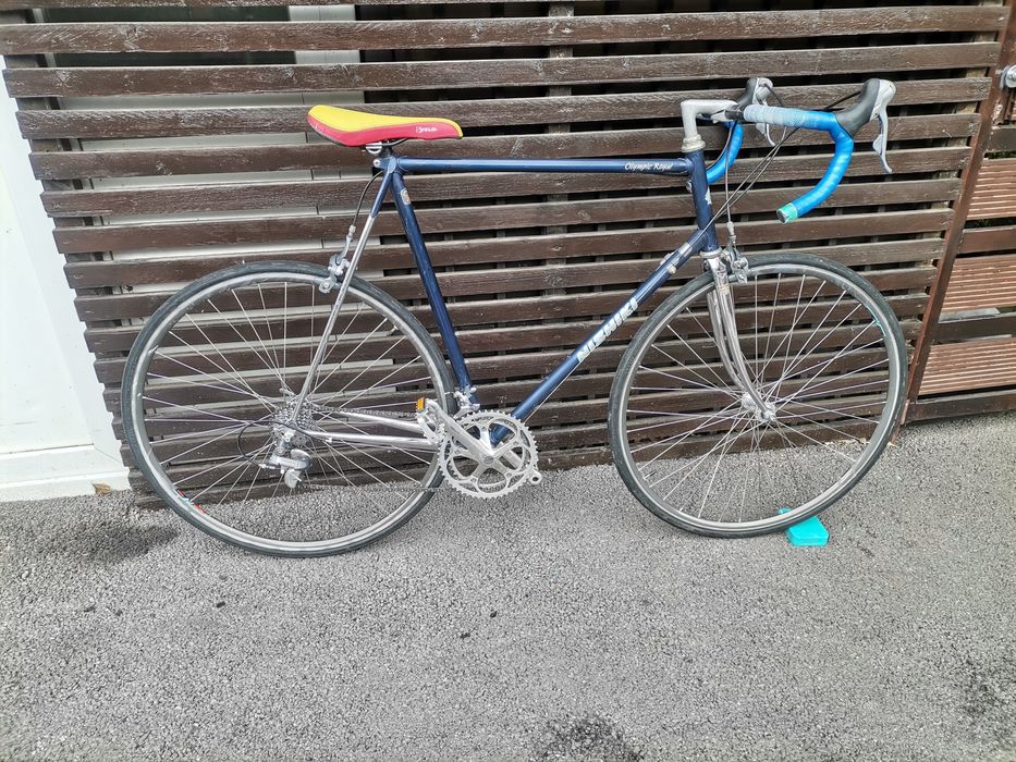 Cursieră Nishiky Japonia