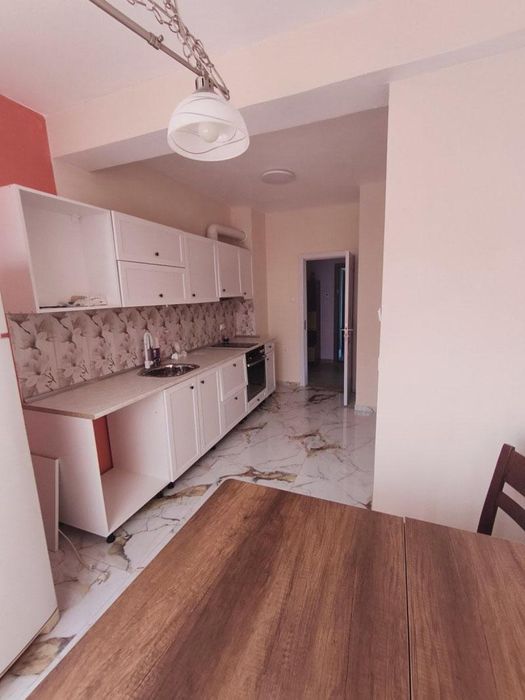 Дава се под наем Двустаен апартамент в София, Изгрев - 74 кв.м за 639 € - Снимка #1