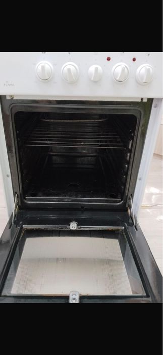 продам электроплиту б/у