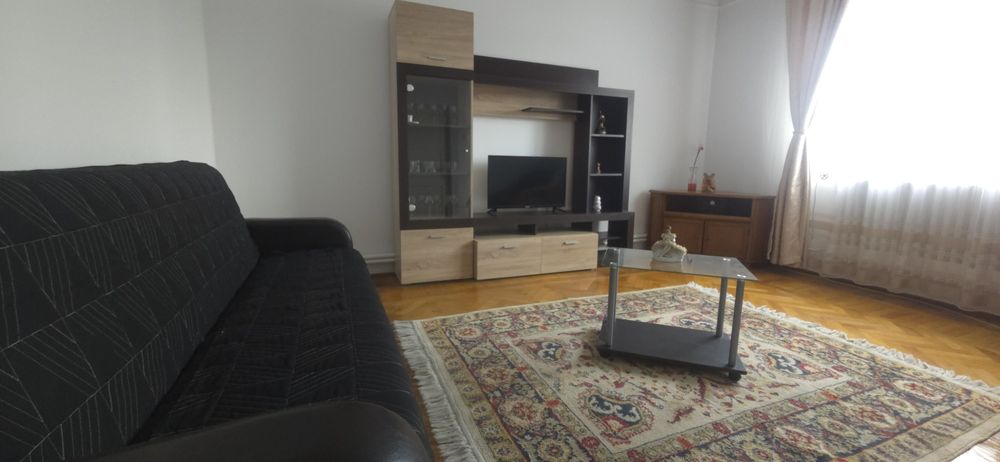 Închiriez Casa la 5 minute de UMF