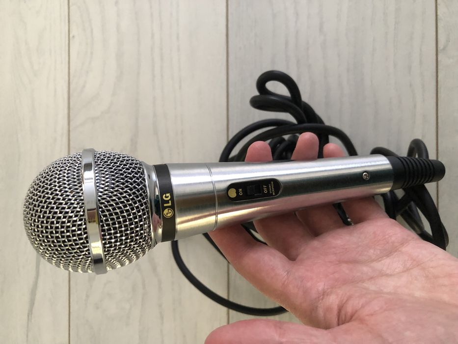 Микрофон LG