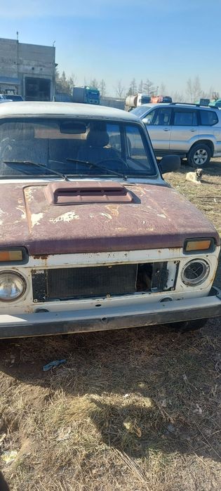 Нива 2121  продам