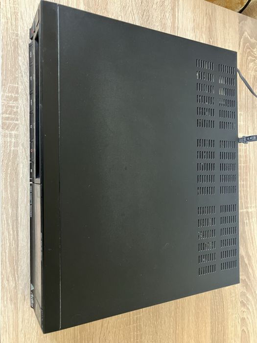 Видеокасетофон Aciko Model NO: AVR4