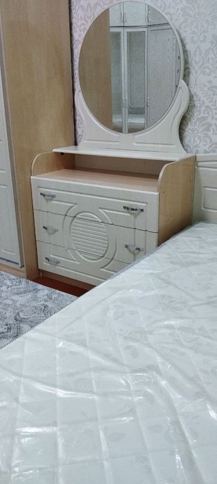 Mebel b/u xolati yahwi yomon emas korip  olas xolatini