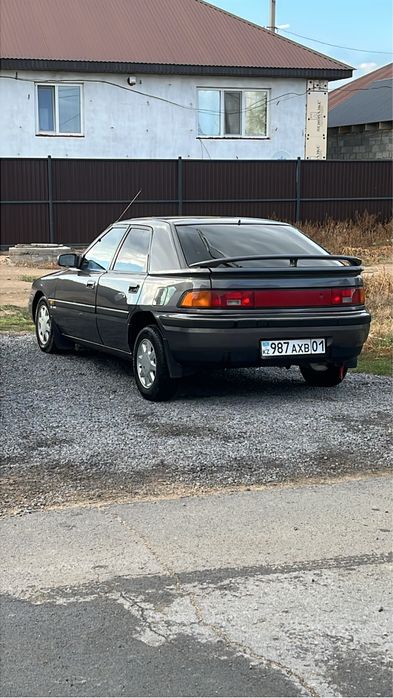 Продам мазду 323