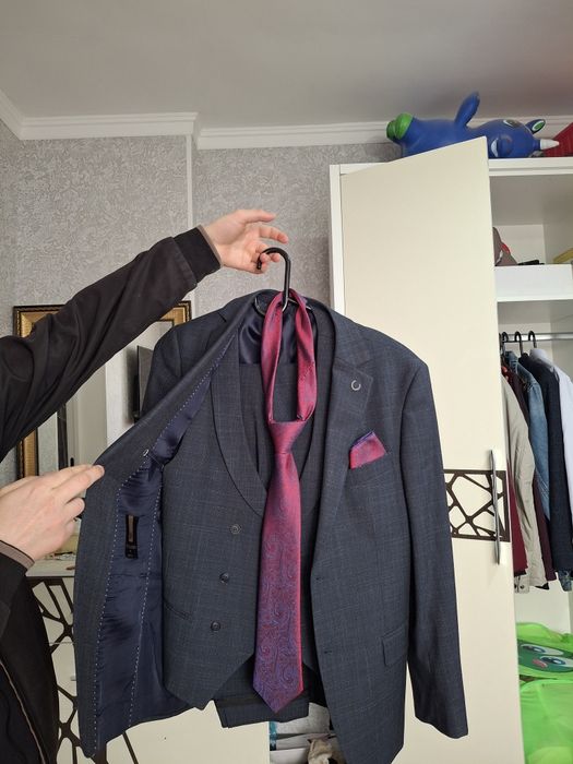 Продаются костюмы!!!